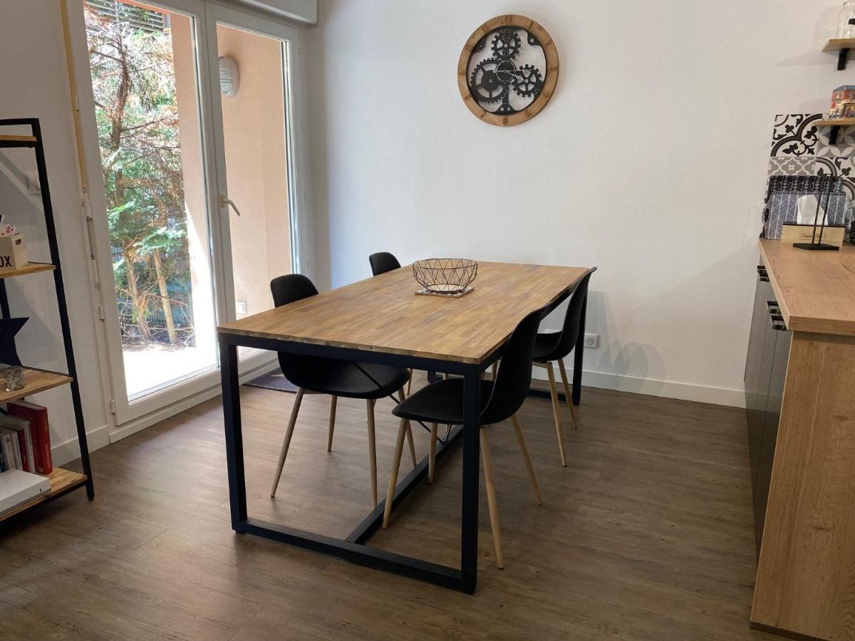 Le Parc Apartment Bergerac Bagian luar foto