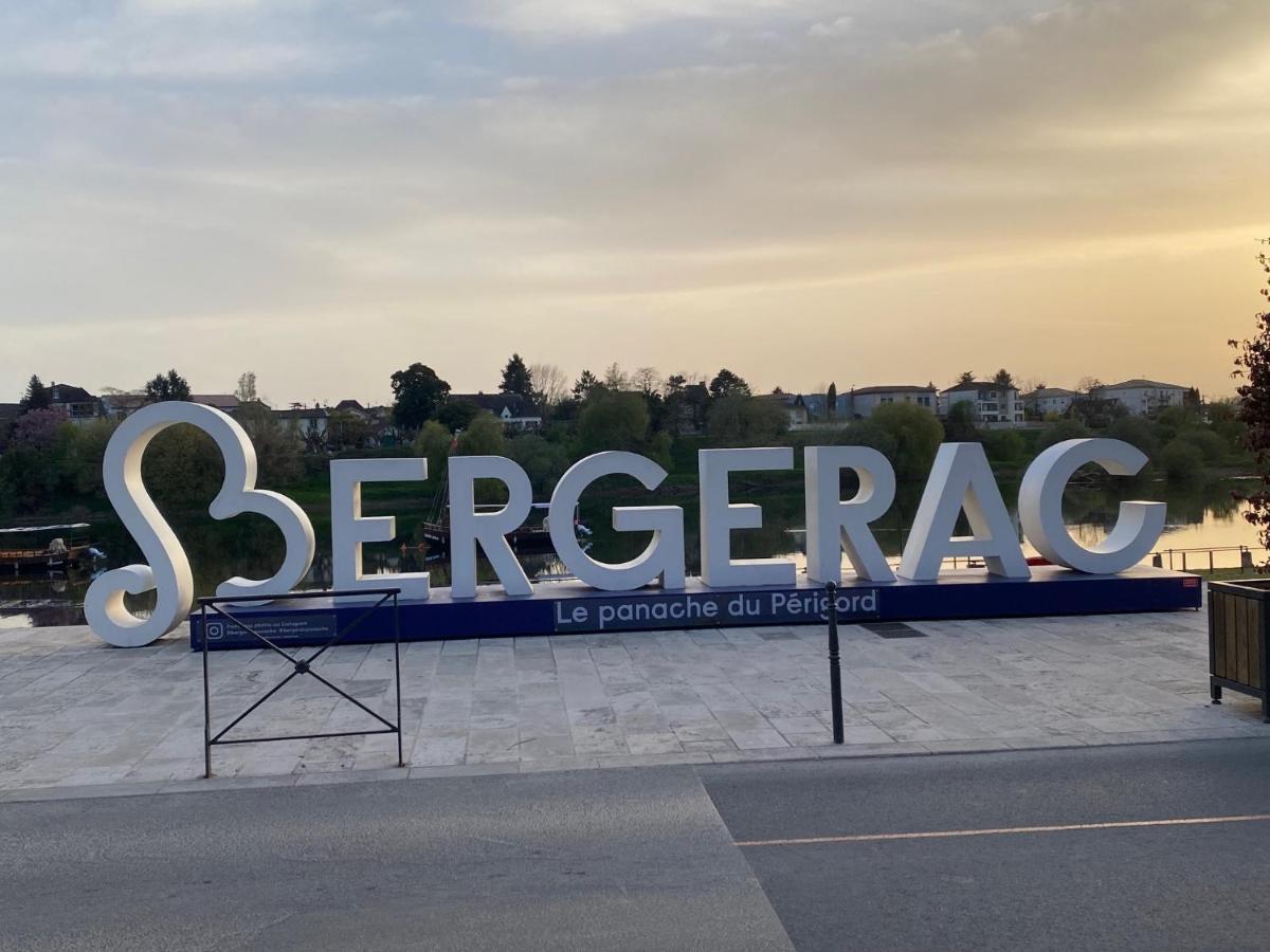 Le Parc Apartment Bergerac Bagian luar foto