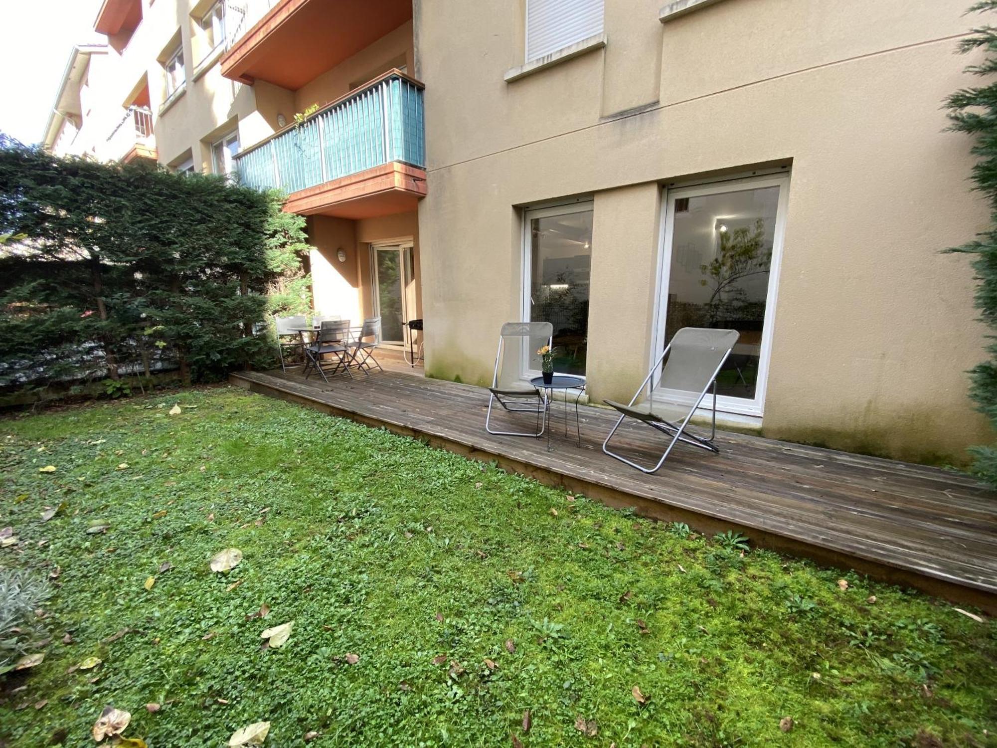 Le Parc Apartment Bergerac Bagian luar foto